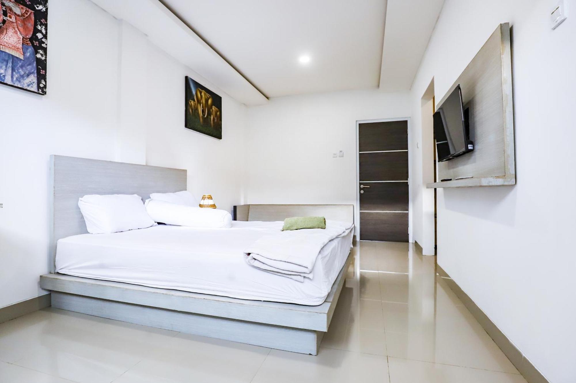 White Blue House 7 -Pvt Room, Shared Pool&Kitchen Ubud  Exterior photo